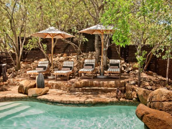 Tshukudu -  pool patio